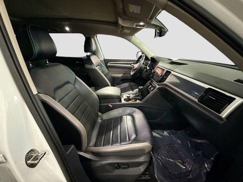 Used 2021 Volkswagen Atlas SEL Premium R-Line image 31