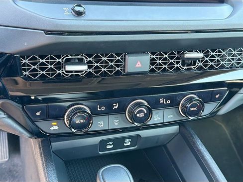 Used 2024 Honda Accord EX-L image 16