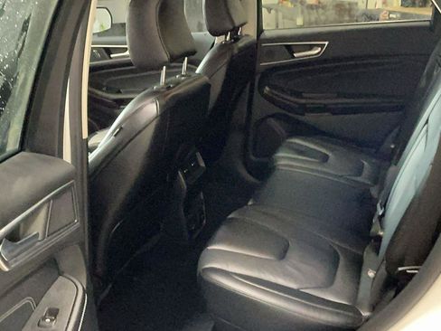 Certified 2022 Ford Edge Titanium w/ Class II Trailer Tow Package image 13