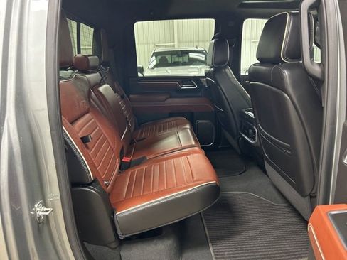 Used 2025 GMC Sierra 3500 Denali Ultimate image 29