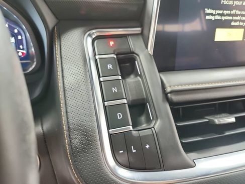 Used 2023 GMC Yukon XL AT4 AWD/4WD image 30