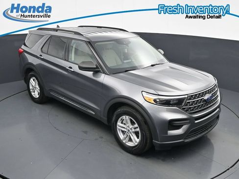 Used 2021 Ford Explorer XLT RWD image 18