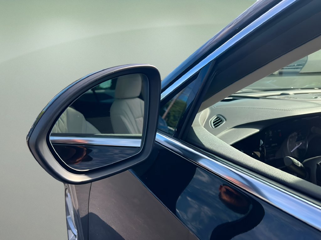 Used 2023 Buick Envision Avenir AWD/4WD image 26