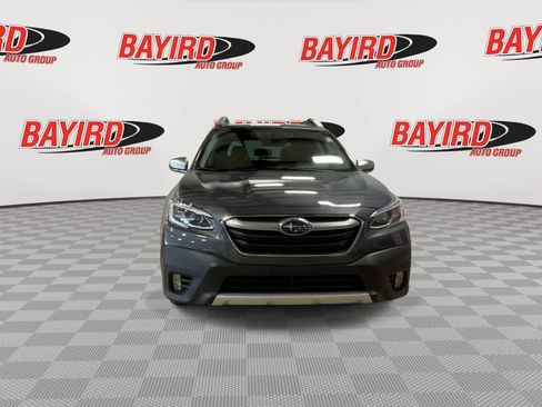 Used 2022 Subaru Outback Touring AWD/4WD image 3