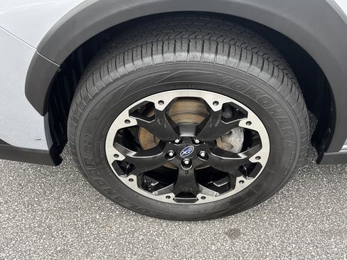 Used 2023 Subaru Crosstrek 2.0i image 13