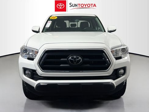 Used 2023 Toyota Tacoma SR5 w/ Technology Package AWD/4WD image 10