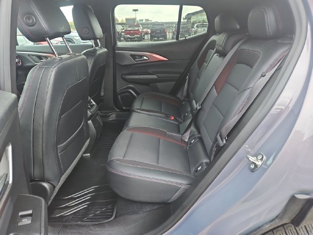Used 2024 Chevrolet Equinox EV RS w/ LPO, Trailering Package FWD image 24