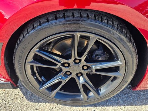 Used 2019 Chevrolet Camaro LT RWD image 15