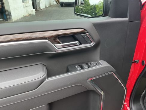 New 2026 GMC Sierra 1500 Elevation w/ Elevation Select Package AWD/4WD image 12