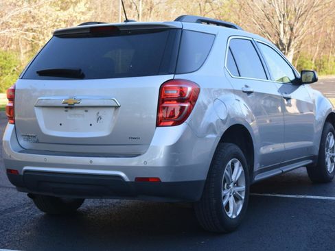 Used 2017 Chevrolet Equinox LT w/ Convenience Package image 5