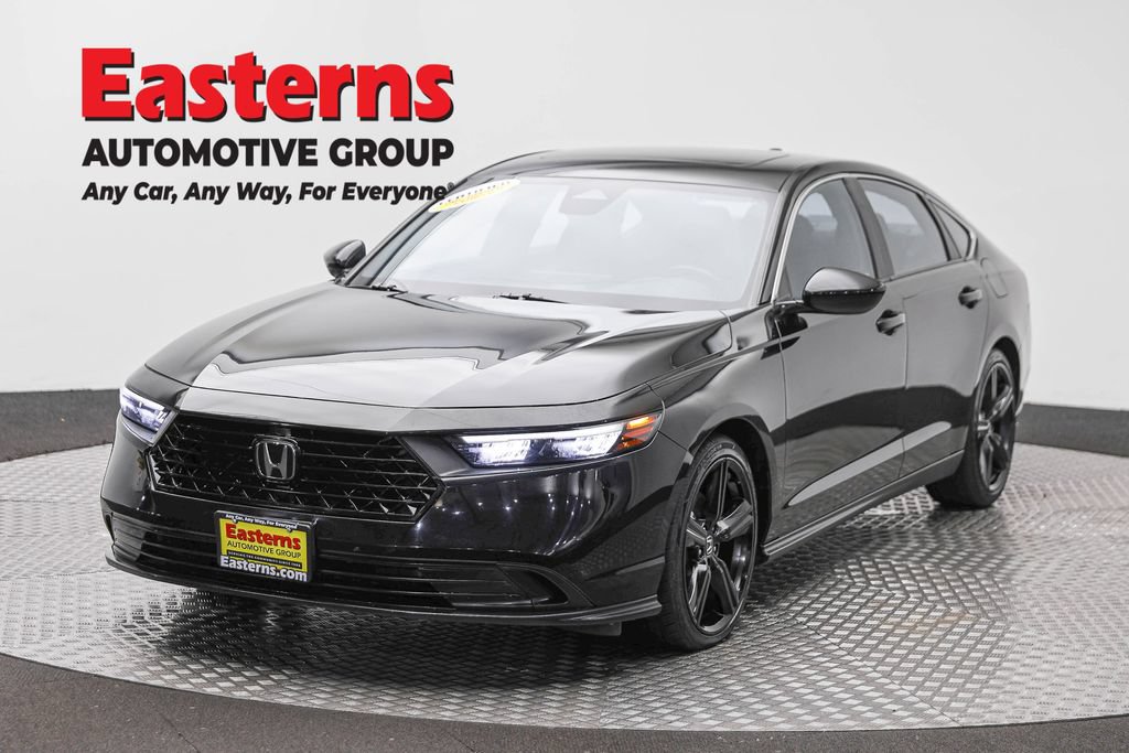 Used 2024 Honda Accord Sport image 1
