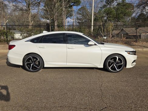 Used 2020 Honda Accord Sport image 23