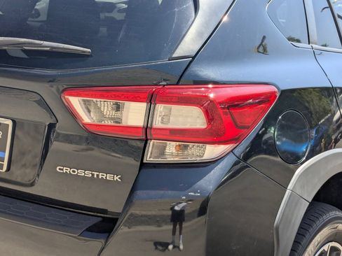 Used 2018 Subaru Crosstrek 2.0i Premium AWD/4WD image 9