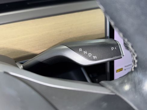 Used 2019 Tesla Model 3 Standard Range Plus image 24