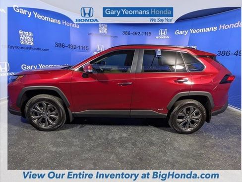 Used 2025 Toyota RAV4 Limited w/ Advanced Technology Package image 9