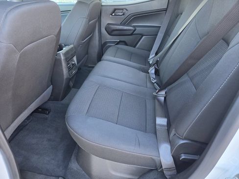 Used 2024 GMC Canyon Elevation RWD image 17