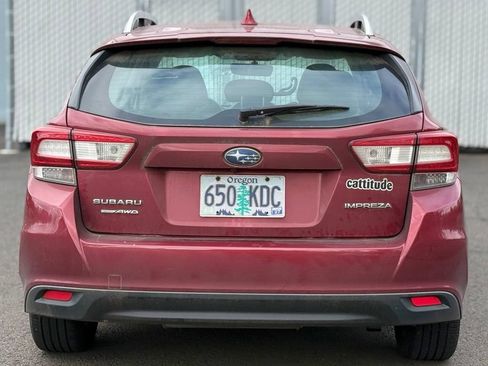 Used 2018 Subaru Impreza 2.0i Premium w/ Popular Package #2 AWD/4WD image 4