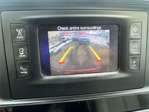 Used 2017 Chrysler Pacifica LX image 22