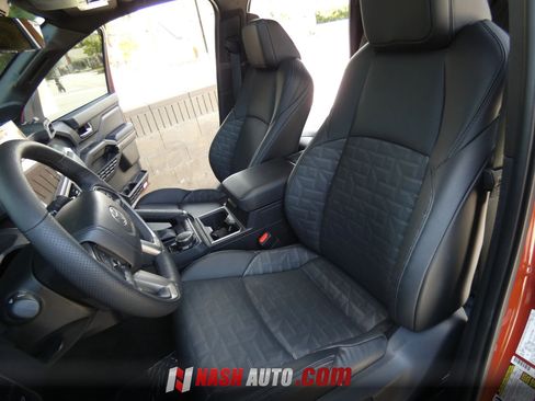 Used 2025 Toyota Tacoma TRD Sport w/ TRD Sport Premium Package AWD/4WD image 57
