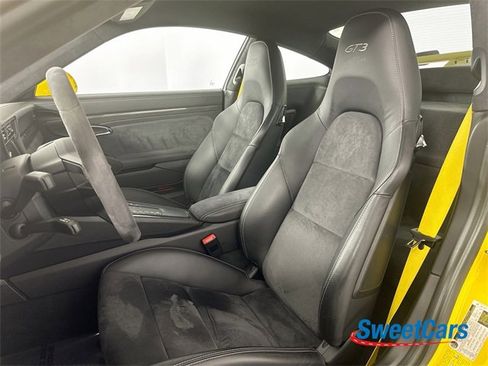 Used 2018 Porsche 911 GT3 w/ Sport Chrono Package image 11
