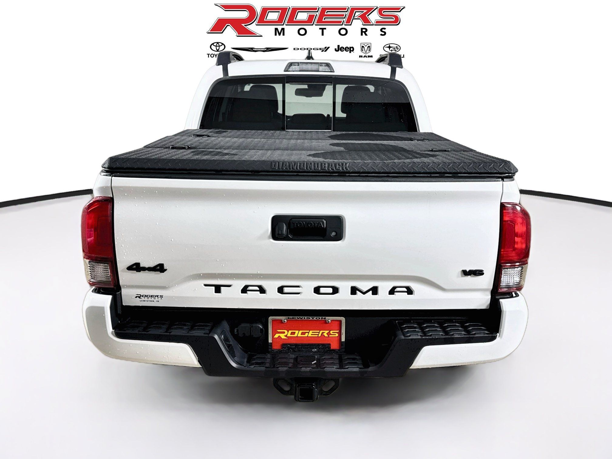 Used 2023 Toyota Tacoma SR5 w/ Technology Package AWD/4WD image 12