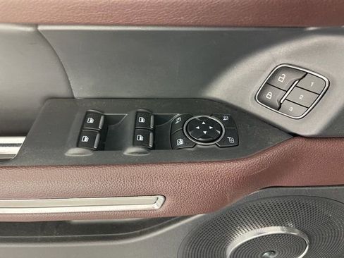 Used 2024 Ford Expedition Limited RWD image 32