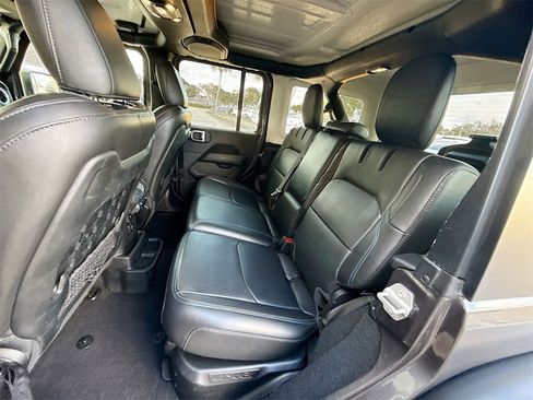 Used 2023 Jeep Wrangler Unlimited Rubicon 4xe w/ Cold Weather Group image 27