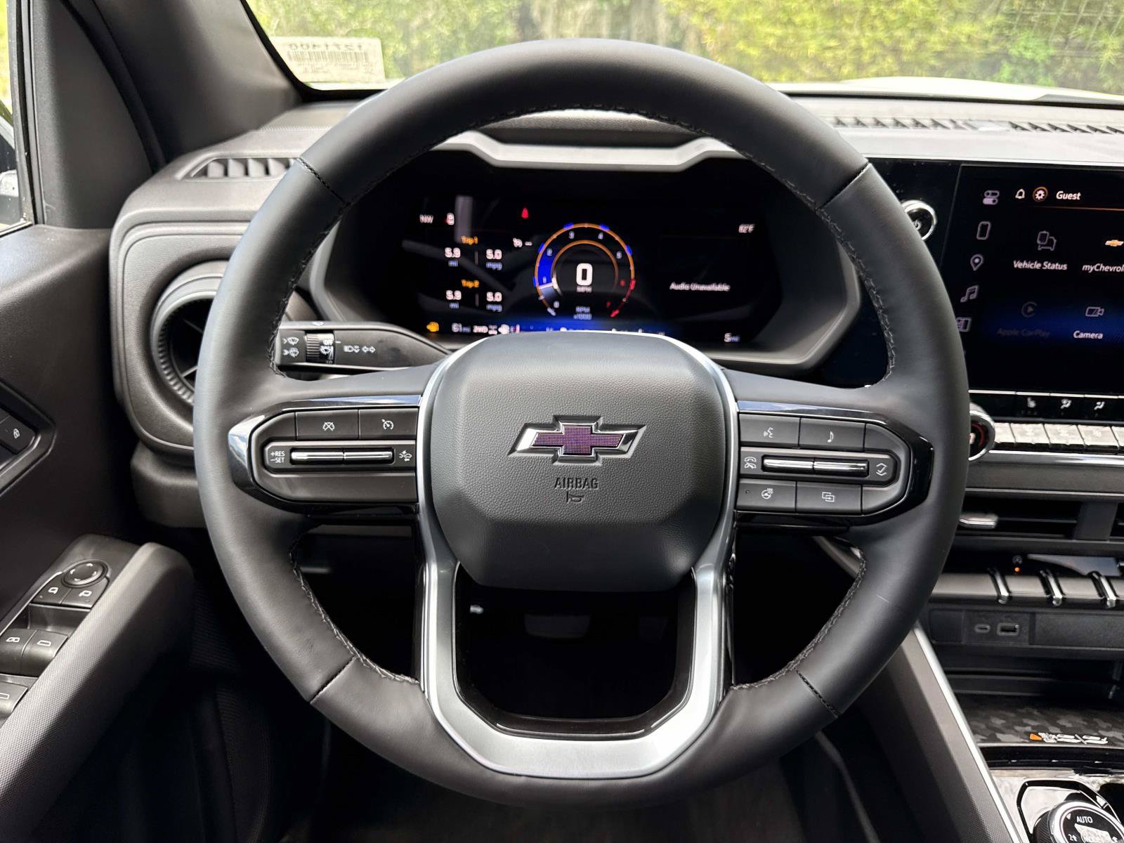 New 2026 Chevrolet Colorado Trail Boss w/ Midnight Edition AWD/4WD image 14