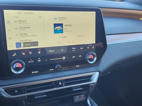 New 2026 Lexus RX 350h AWD/4WD image 13