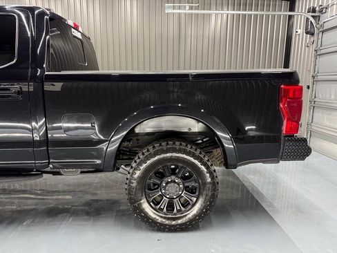 Used 2022 Ford F350 Lariat w/ Tremor Off-Road Package image 5
