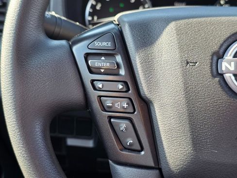 Used 2023 Nissan Frontier SV w/ Midnight Edition Package image 22