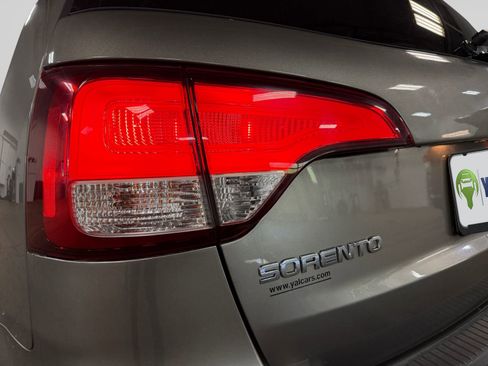 Used 2015 Kia Sorento LX AWD/4WD image 34