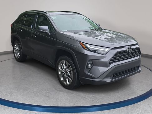 Used 2024 Toyota RAV4 XLE Premium FWD image 3