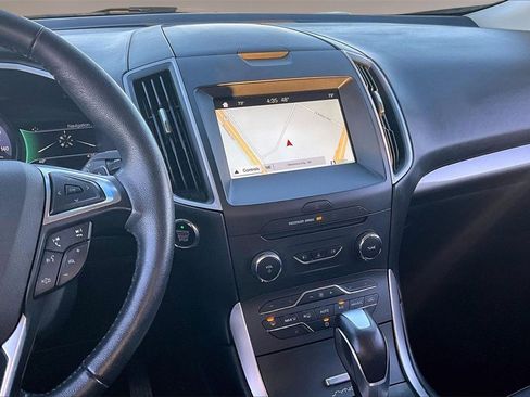 Used 2017 Ford Edge SEL w/ Equipment Group 201A image 6