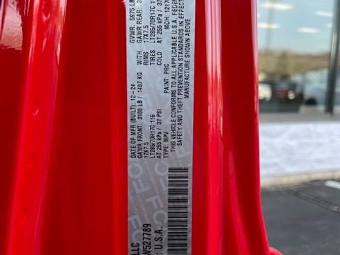 Used 2025 Jeep Wrangler Unlimited Rubicon image 33