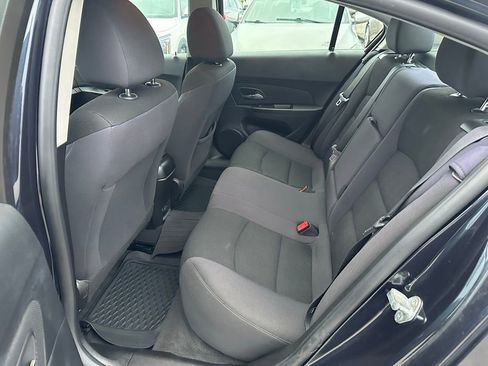 Used 2014 Chevrolet Cruze LT w/ Technology Package image 27