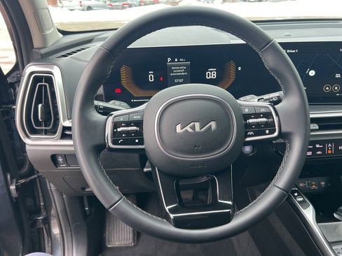 Certified 2024 Kia Sorento S image 14