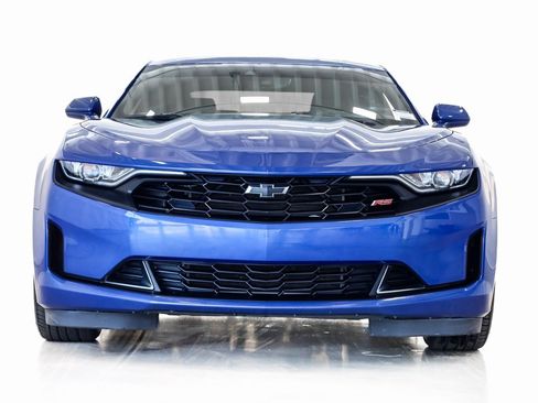 Used 2022 Chevrolet Camaro LT w/ RS Package image 2