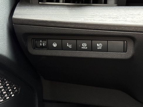 Certified 2024 Nissan Ariya FWD image 32