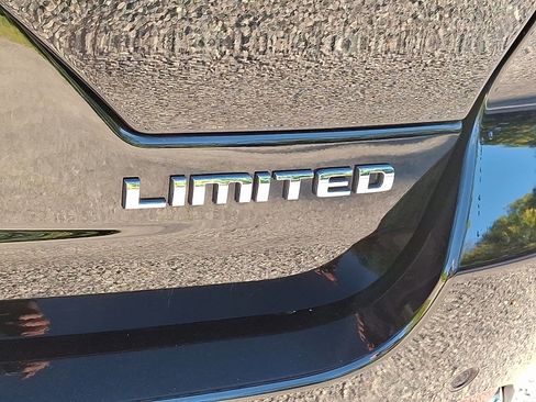 Certified 2022 Jeep Grand Cherokee Limited image 29