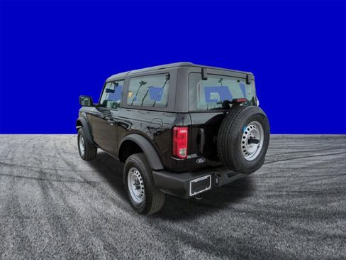 New 2026 Ford Bronco Base image 6