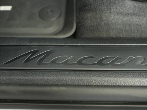 New 2025 Porsche Macan image 32
