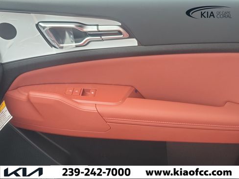 New 2026 Kia Sportage SX FWD image 30