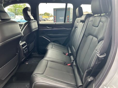 New 2025 Jeep Grand Cherokee Overland w/ Adv Protech Group III image 25