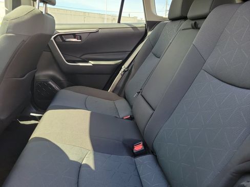 Used 2024 Toyota RAV4 XLE w/ Convenience Package AWD/4WD image 12