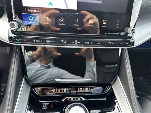 New 2026 Jeep Grand Wagoneer Limited w/ Premium Group II image 26