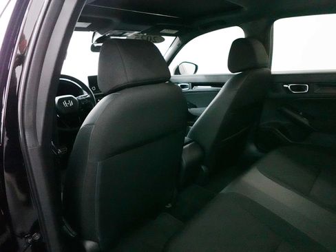 Used 2025 Honda Civic Sport image 28
