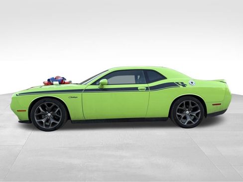 Used 2015 Dodge Challenger R/T Plus image 2