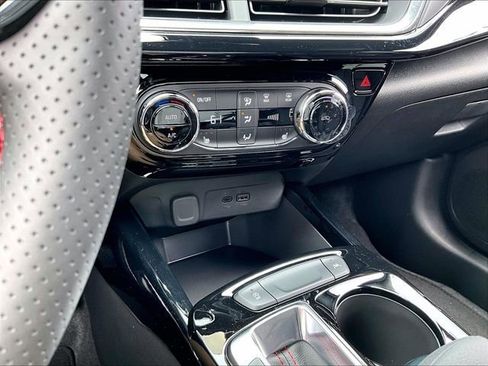 New 2026 Chevrolet Trax RS w/ Driver Confidence Package FWD image 23