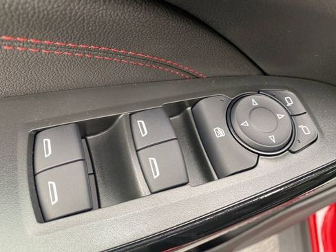 New 2026 Chevrolet Trax RS image 12